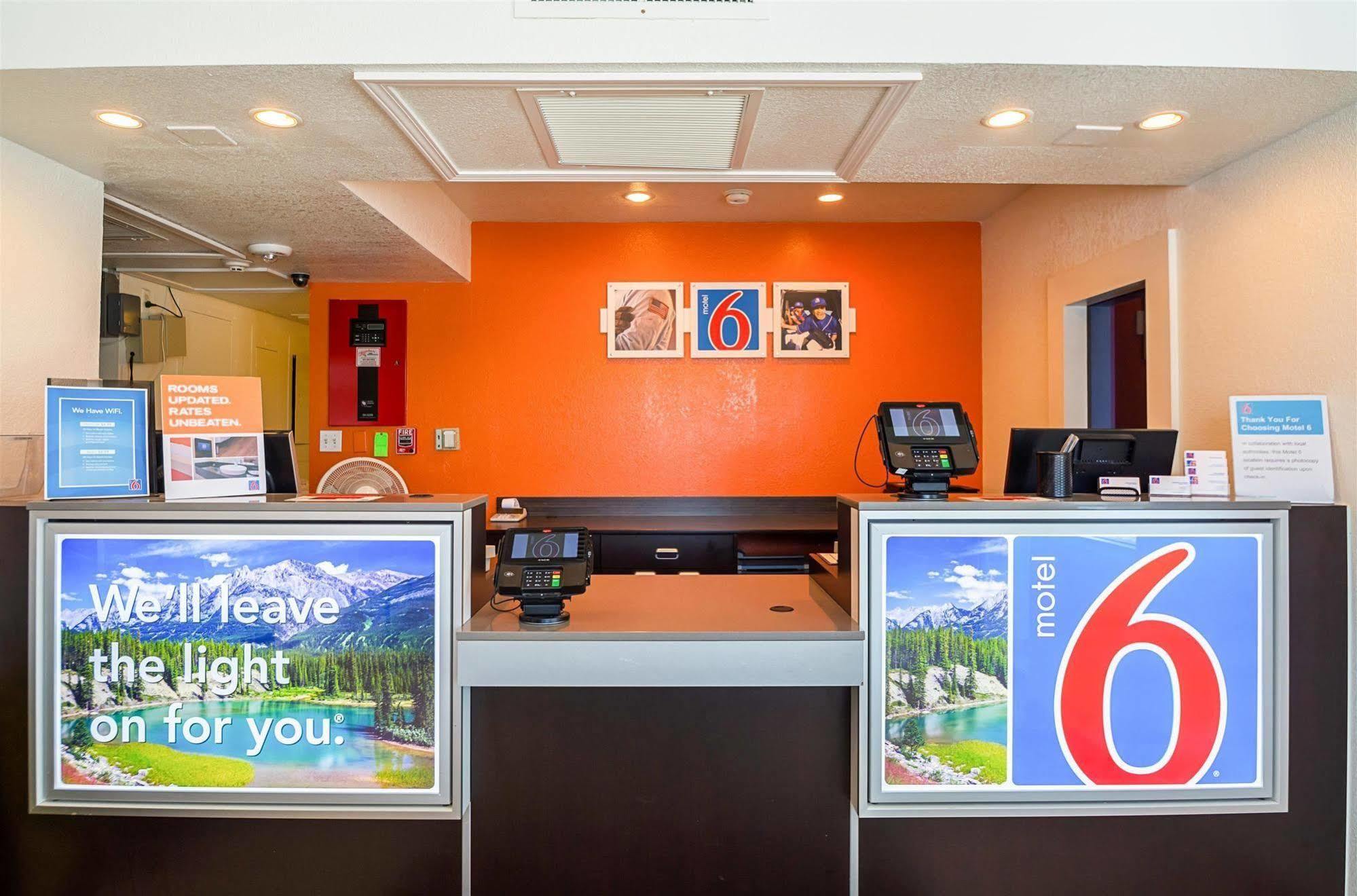 Motel 6-Pueblo, Co - I-25 Exterior photo