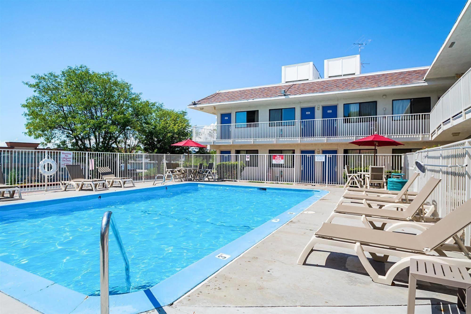 Motel 6-Pueblo, Co - I-25 Exterior photo